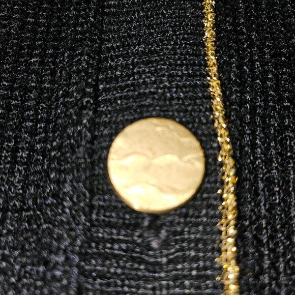๐ฅHP๐ฅCHANEL-STYLE BLACK CARDIGAN w/ GOLD ACCENTS FEATURING SIX BUTTON CLOSURE - Picture 8 of 12